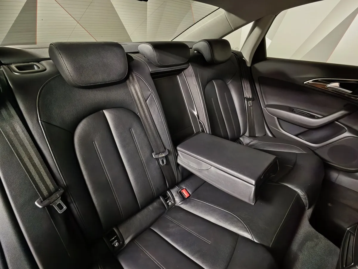 Audi A6 2.0 TFSI multitronic (180 л.с.) Коричневый в АВИЛОН. Слайд №17