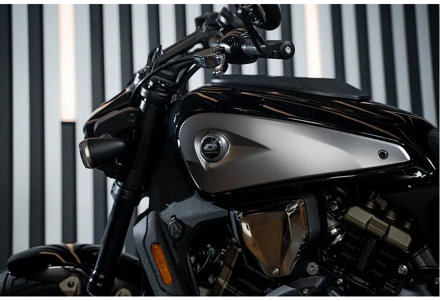 QJMOTOR SRV 600V 561 см³ (68 л.с.) (68) 561 Серый в АВИЛОН. Слайд №11