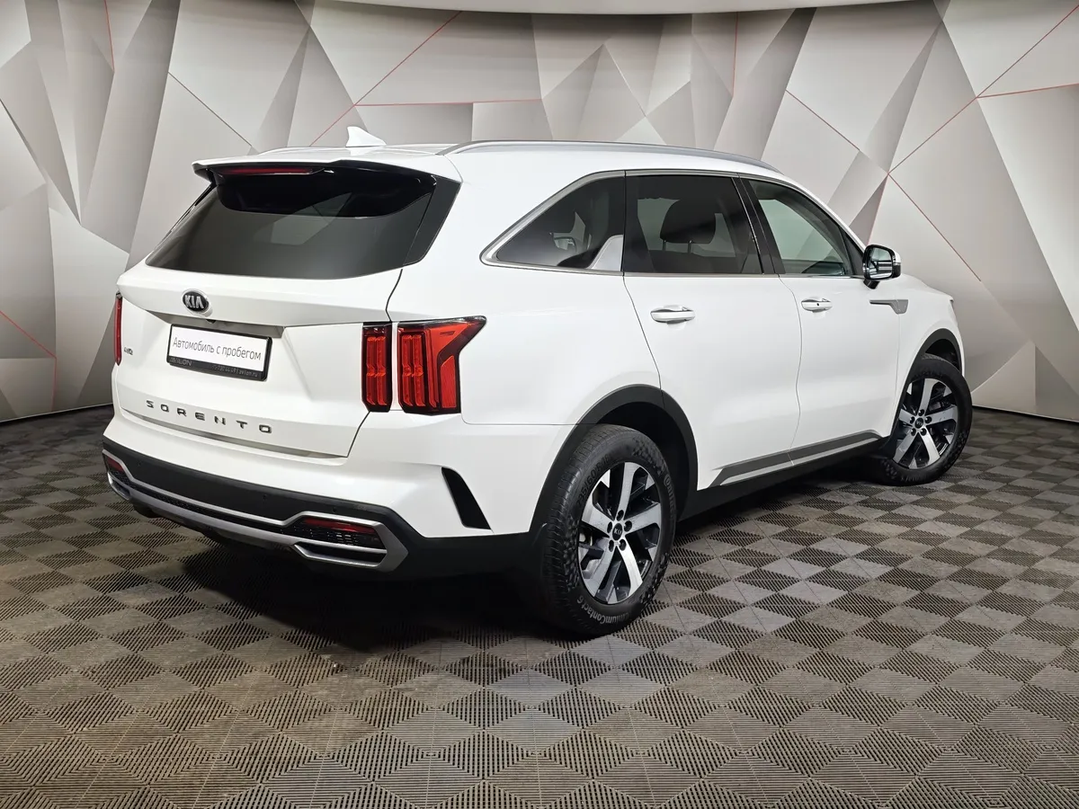 Kia Sorento 2.5 MPI 4WD AT (180 л.с.) Comfort Белый в АВИЛОН. Слайд №2