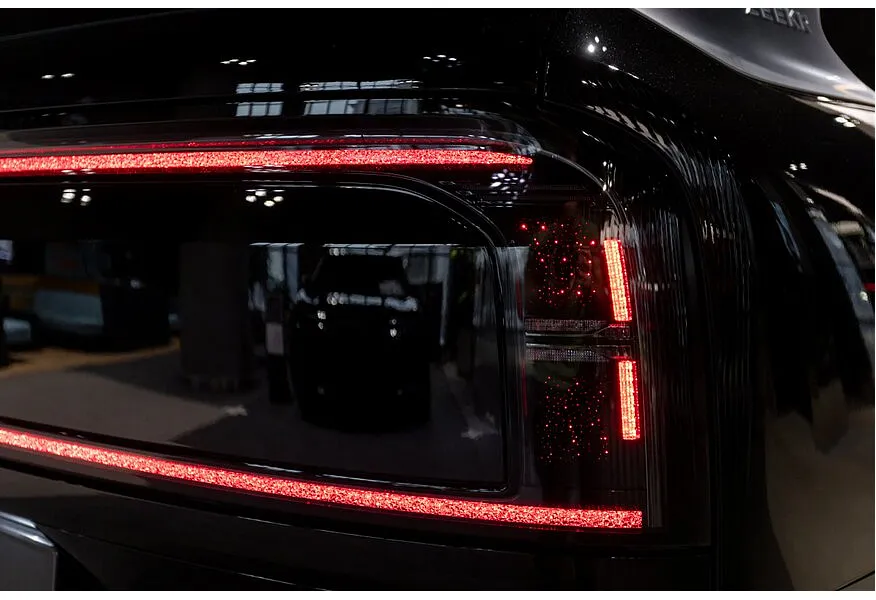 Zeekr 9X 2.0h AT 4WD (1177 л.с.) Ultra Черный в АВИЛОН. Слайд №23