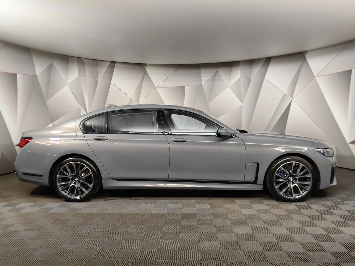BMW 7 серия 730Ld xDrive AT (249 л.с.) Base (Локальная сборка) Серый в АВИЛОН. Слайд №6