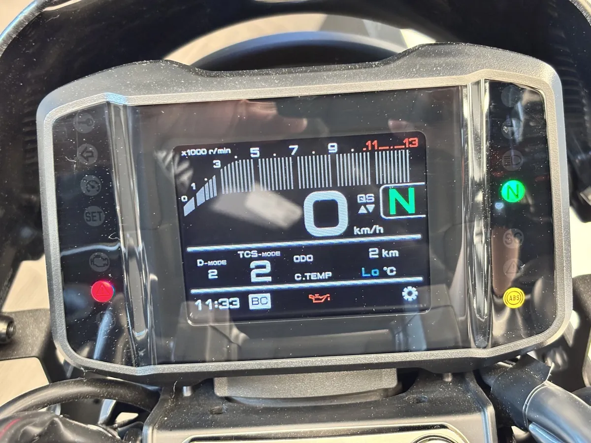 Yamaha XSR900 888 см³ (120 л.с.) (120) 888 Черный в АВИЛОН. Слайд №7