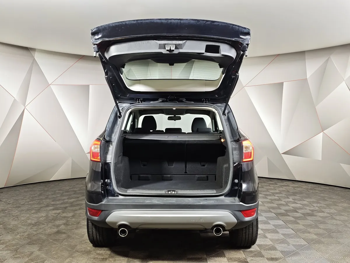 Ford Kuga 2.5 AT (150 л.с.) Trend Черный в АВИЛОН. Слайд №11