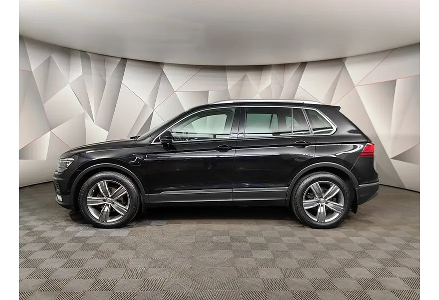 Volkswagen Tiguan 2.0 TDI 4Motion DSG (150 л.с.) Sportline Черный в АВИЛОН. Слайд №3