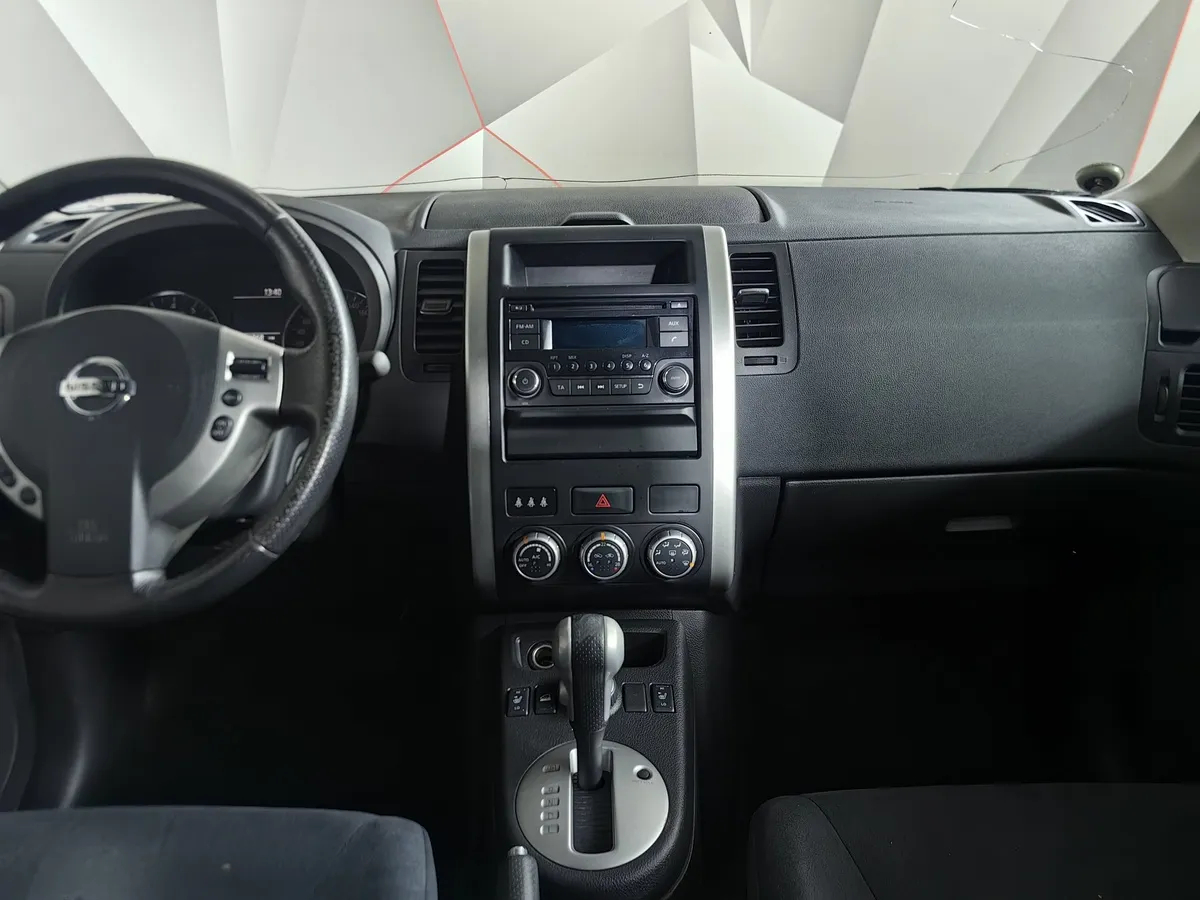 Nissan X-Trail 2.0 CVT AWD (141 л.с.) Черный в АВИЛОН. Слайд №14