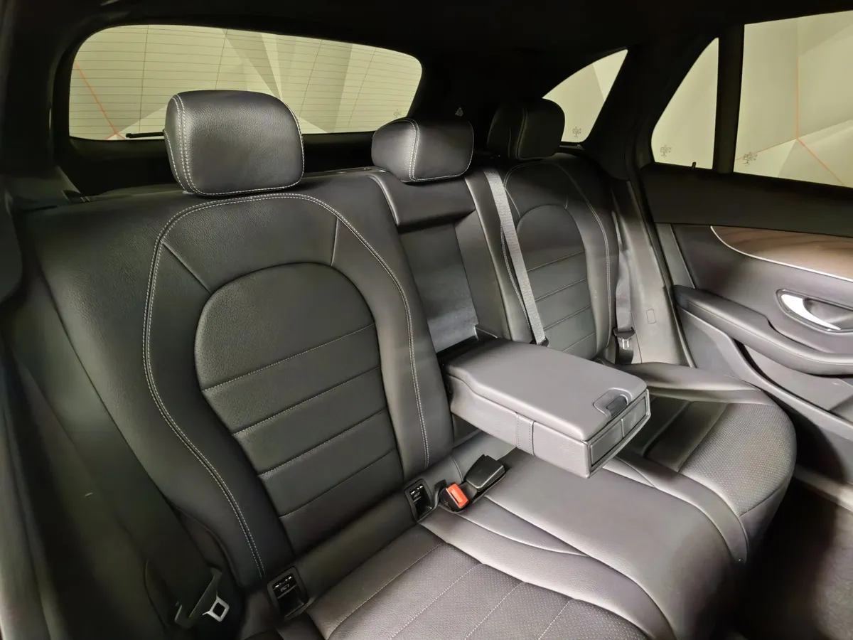 Mercedes-Benz GLC 220 d 9G-TRONIC 4MATIC (194 л.с.) Premium (Локальная сборка) Серый в АВИЛОН. Слайд №17