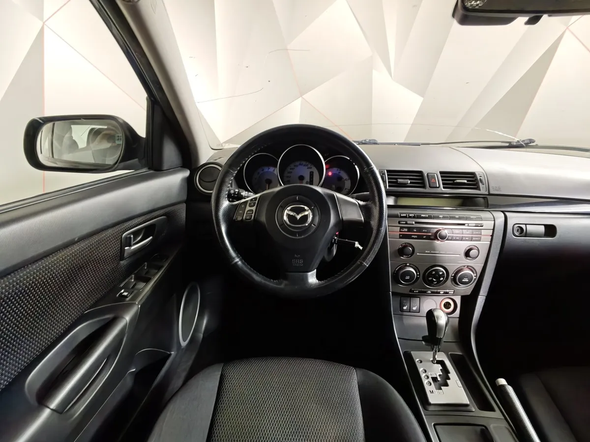 Mazda 3 1.6 AT (105 л.с.) Зеленый в АВИЛОН. Слайд №16