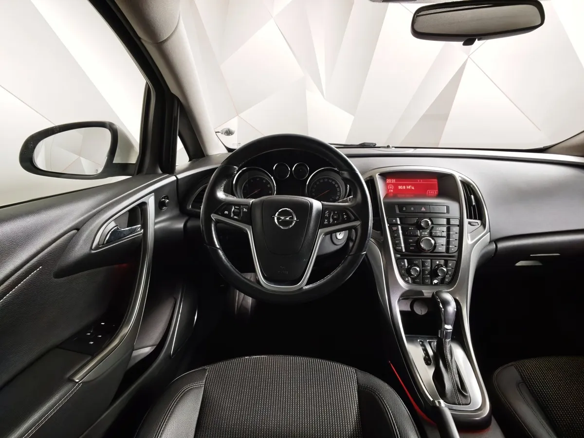 Opel Astra 1.6 AT (115 л.с.) Белый в АВИЛОН. Слайд №19
