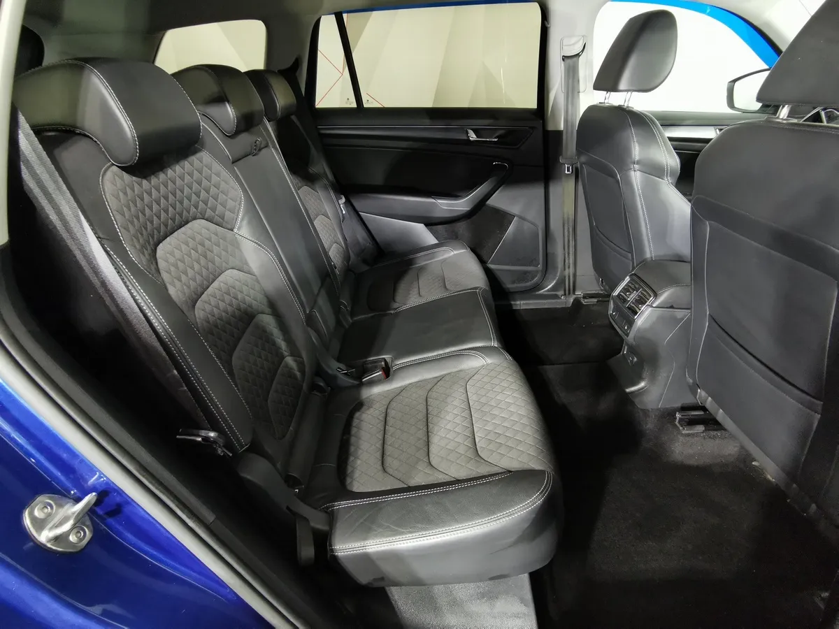 Skoda Kodiaq 2.0 TSI DSG 4X4 (180 л.с.) Синий в АВИЛОН. Слайд №15