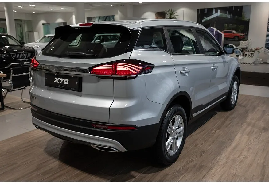 Belgee X70 1.5 DCT 4WD (150 л.с.) Prestige Серебристый в АВИЛОН. Слайд №8