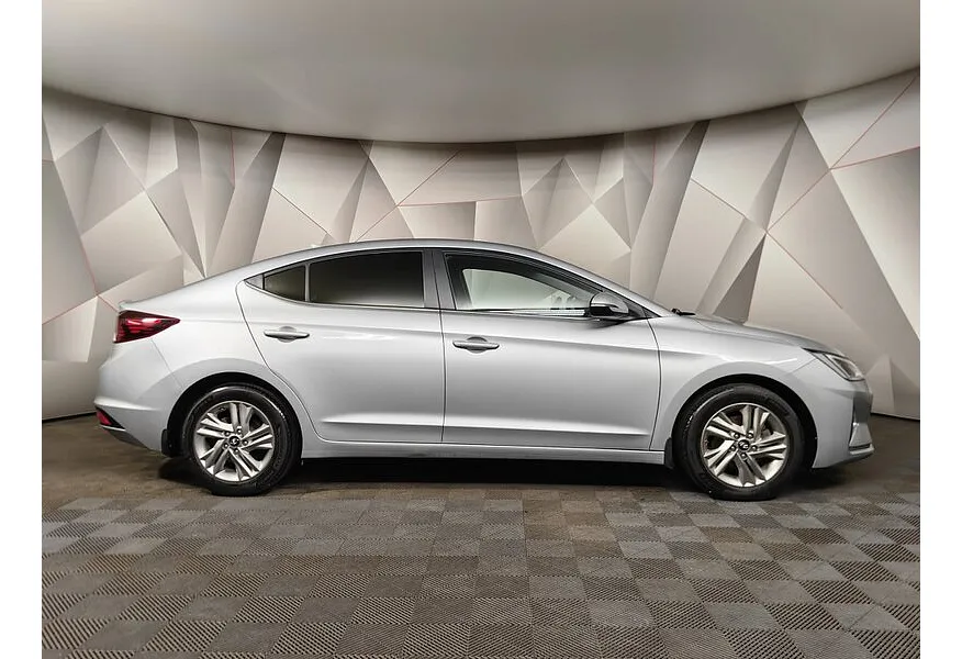 АВИЛОН - Hyundai Elantra 2.0 AT (150 л.с.) Active Серебристый - slide 3