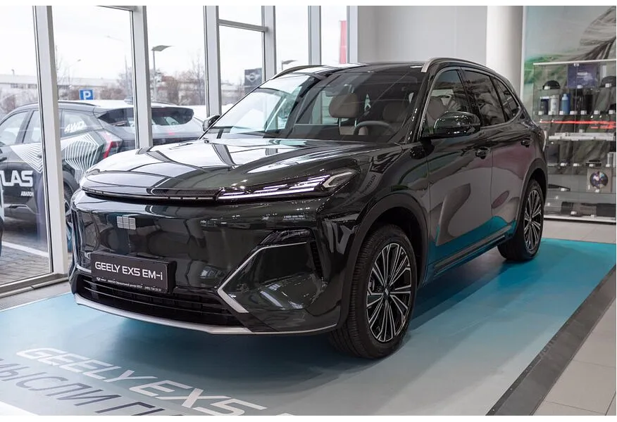 АВИЛОН - Geely EX5 EM-i 1.5 PHEV DHT FWD (218 л.с.) Max Зеленый - slide 9514145