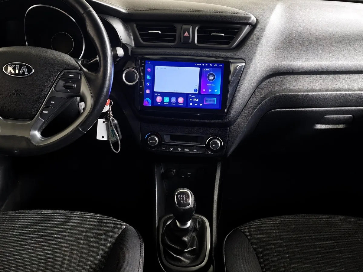 Kia Rio 1.6 MT (123 л.с.) Luxe Белый в АВИЛОН. Слайд №15