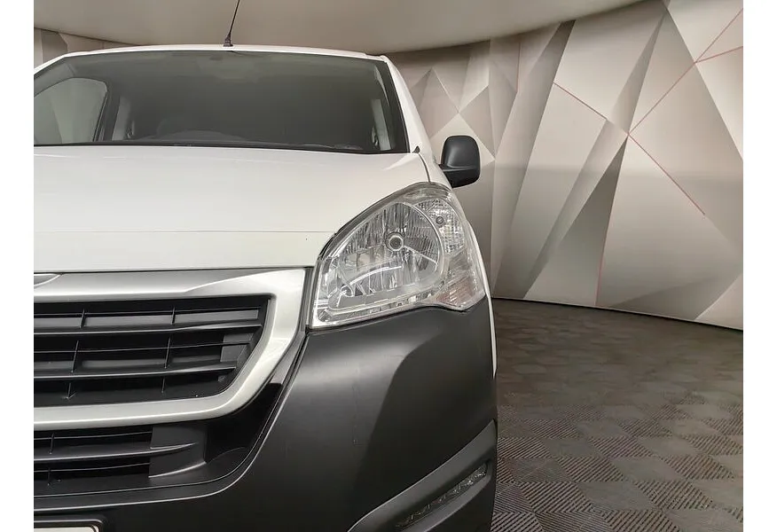 АВИЛОН - Peugeot Partner 1.6 HDi MT (90 л.с.) Белый - slide 9