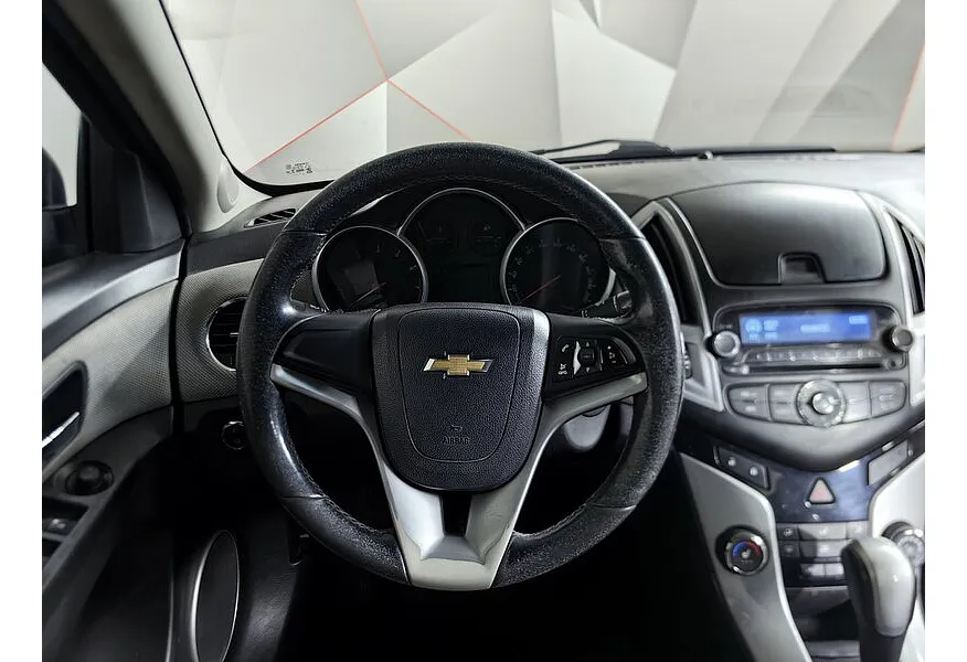 Chevrolet Cruze 1.6 AT (109 л.с.) Коричневый в АВИЛОН. Слайд №15 Chevrolet Cruze 1.6 AT (109 л.с.) Коричневый в АВИЛОН. Слайд №15