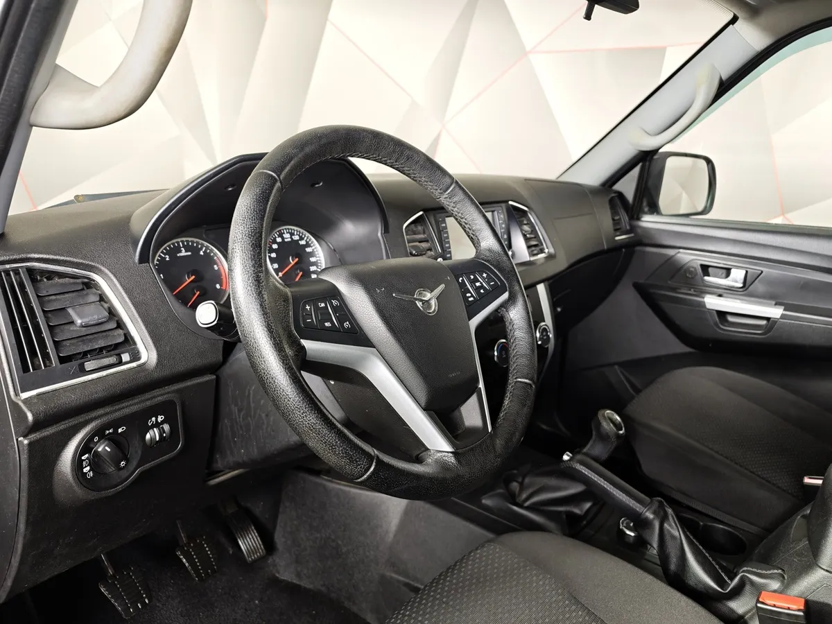 УАЗ Patriot 2.7 MT 4WD (150 л.с.) Классик Черный в АВИЛОН. Слайд №19