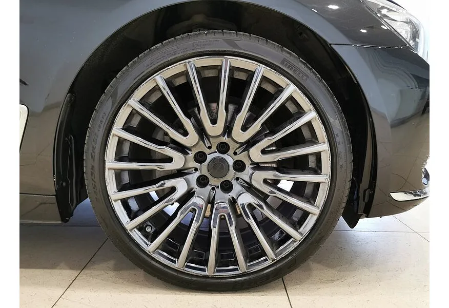 BMW 7 серия 730i Steptronic (258 л.с.) Черный в АВИЛОН. Слайд №7