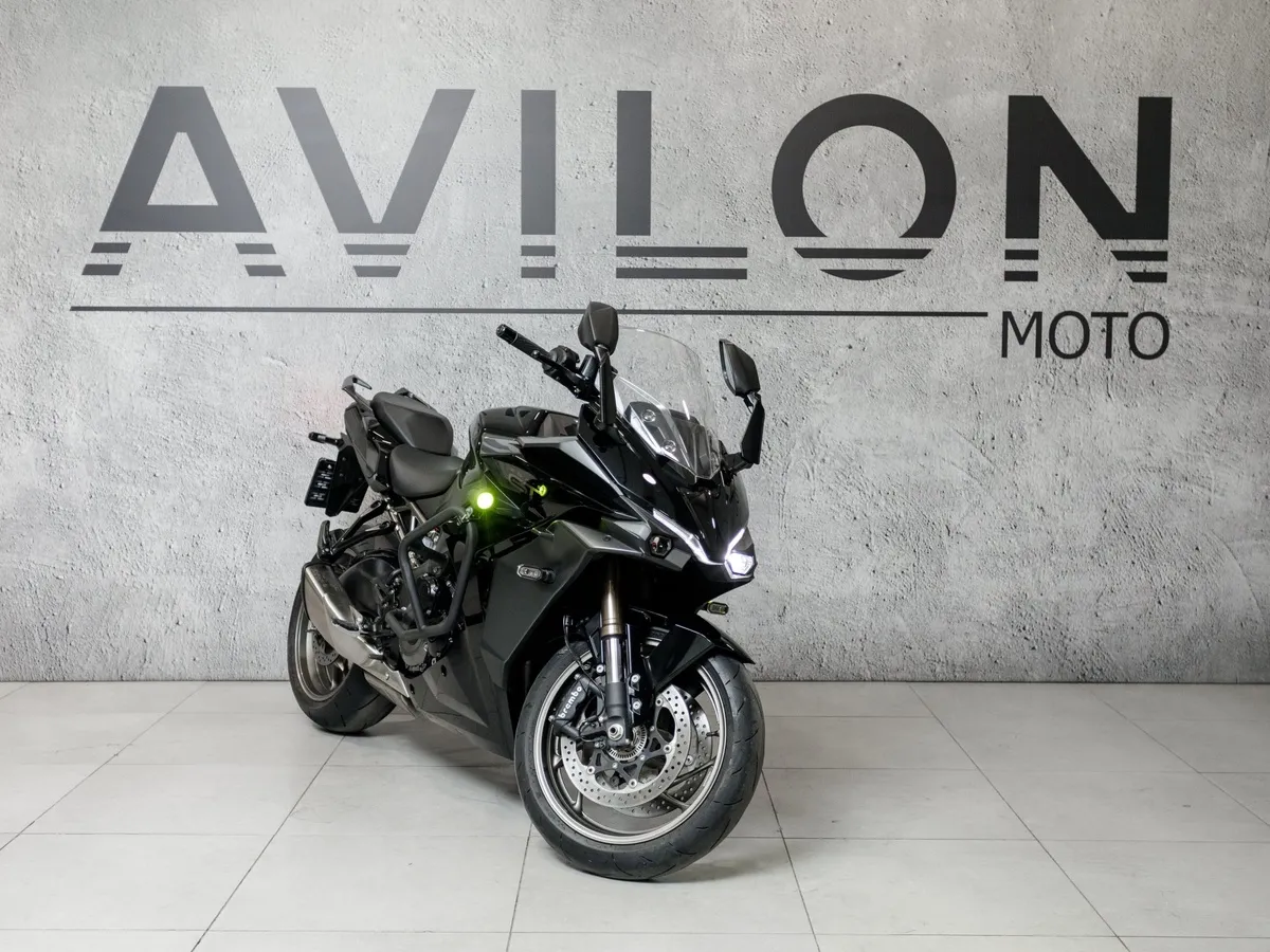 Suzuki GSX-S1000 999 см³ (152 л.с.) (150) 999 Черный в АВИЛОН. Слайд №2