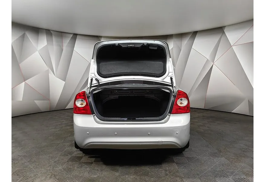 Ford Focus 1.6 AT (101 л.с.) Titanium Серебристый в АВИЛОН. Слайд №8 Ford Focus 1.6 AT (101 л.с.) Titanium Серебристый в АВИЛОН. Слайд №8