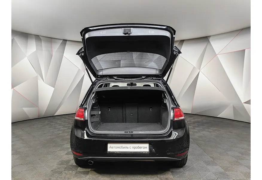 Volkswagen Golf 1.6 AT (110 л.с.) Comfortline Черный в АВИЛОН. Слайд №20