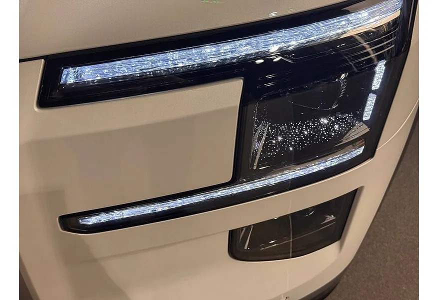 Zeekr 9X 2.0h AT 4WD (1177 л.с.) Ultra Белый в АВИЛОН. Слайд №19