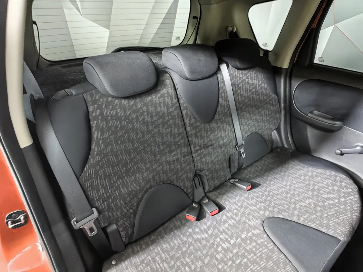 Nissan Note 1.6 AT (110 л.с.) Оранжевый в АВИЛОН. Слайд №17