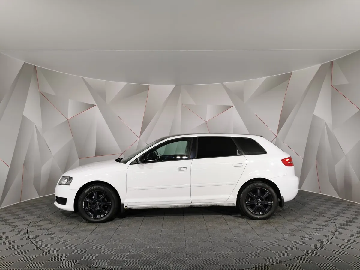 Audi A3 1.2 TFSI S-tronic (105 л.с.) Белый в АВИЛОН. Слайд №5