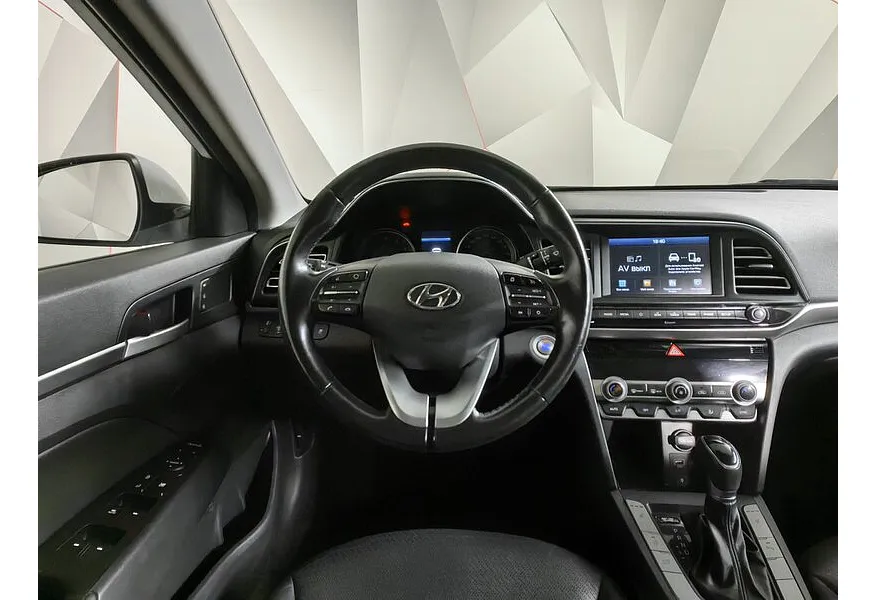АВИЛОН - Hyundai Elantra 2.0 AT (150 л.с.) Family Белый - slide 15