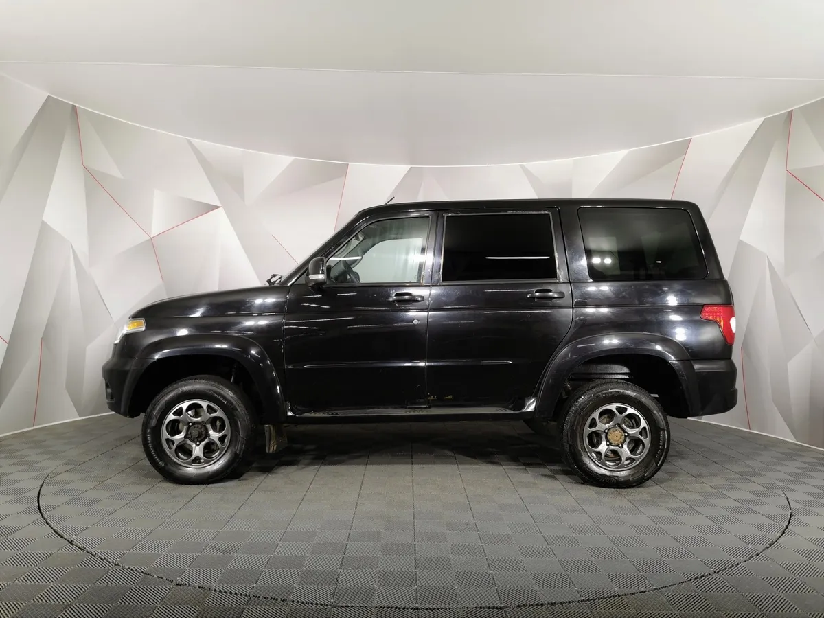 УАЗ Patriot 2.7 AT 4WD (150 л.с.) Оптимум Черный в АВИЛОН. Слайд №5