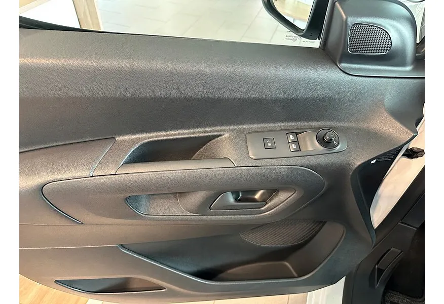 АВИЛОН - Citroen Berlingo 1.5 BlueHDi MT M (102 л.с.) Белый - slide 8