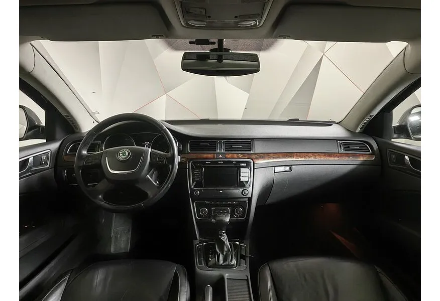 Skoda Superb 1.8 TSI DSG (152 л.с.) Черный в АВИЛОН. Слайд №12