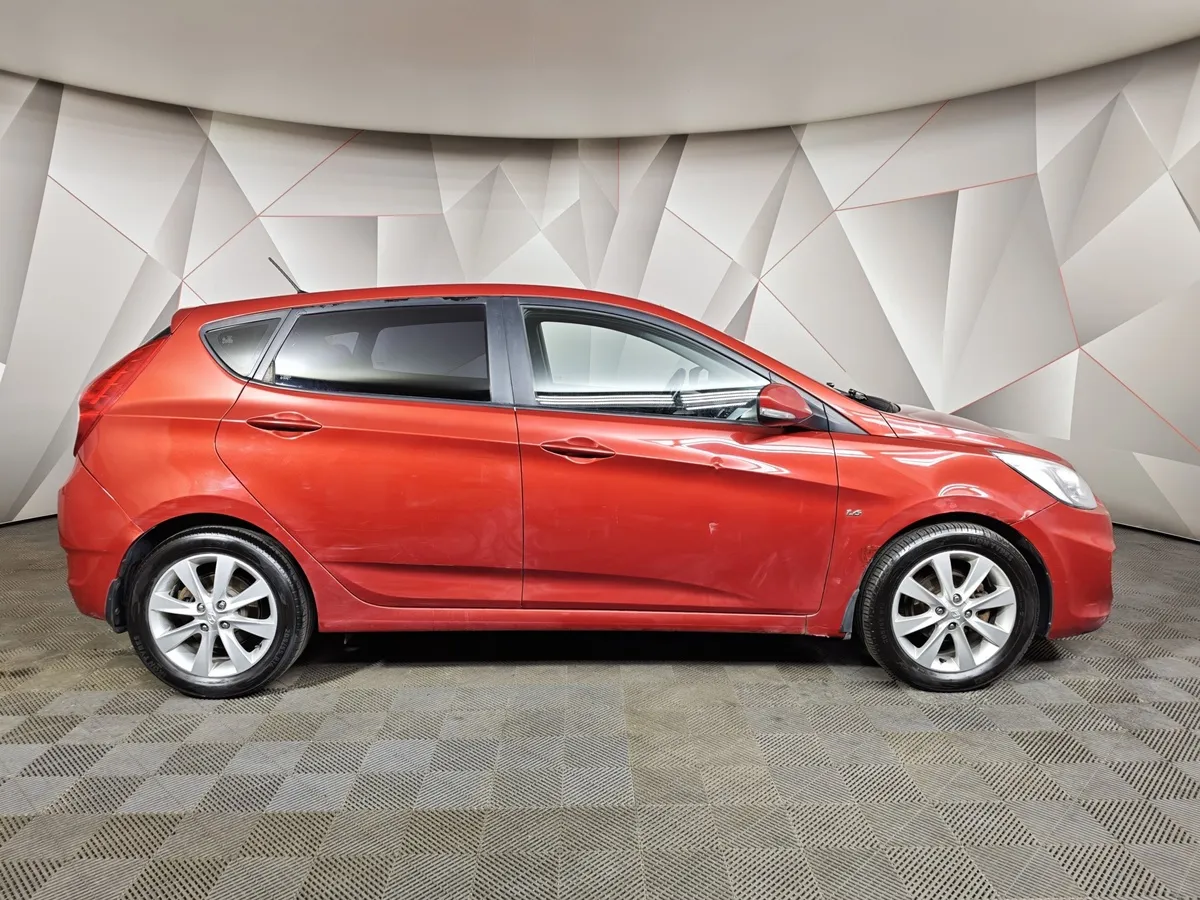 Hyundai Solaris 1.6 AT (123 л.с.) Active Красный в АВИЛОН. Слайд №6