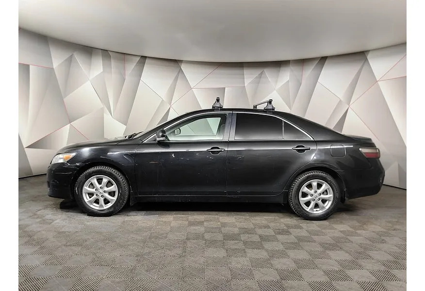 Toyota Camry 2.4 VVT-i AT (167 л.с.) Черный в АВИЛОН. Слайд №5