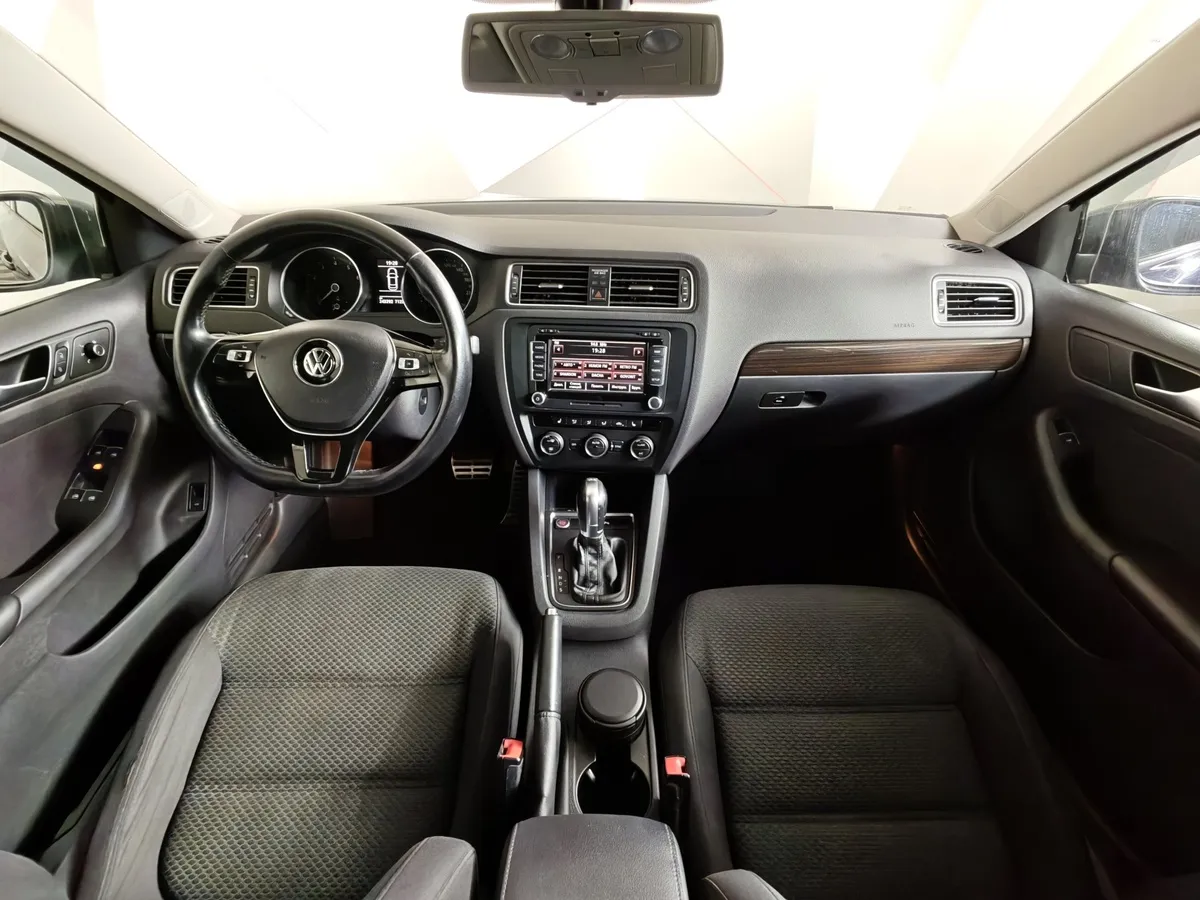 Volkswagen Jetta 1.4 TSI DSG (122 л.с.) Highline (Локальная сборка) Черный в АВИЛОН. Слайд №12