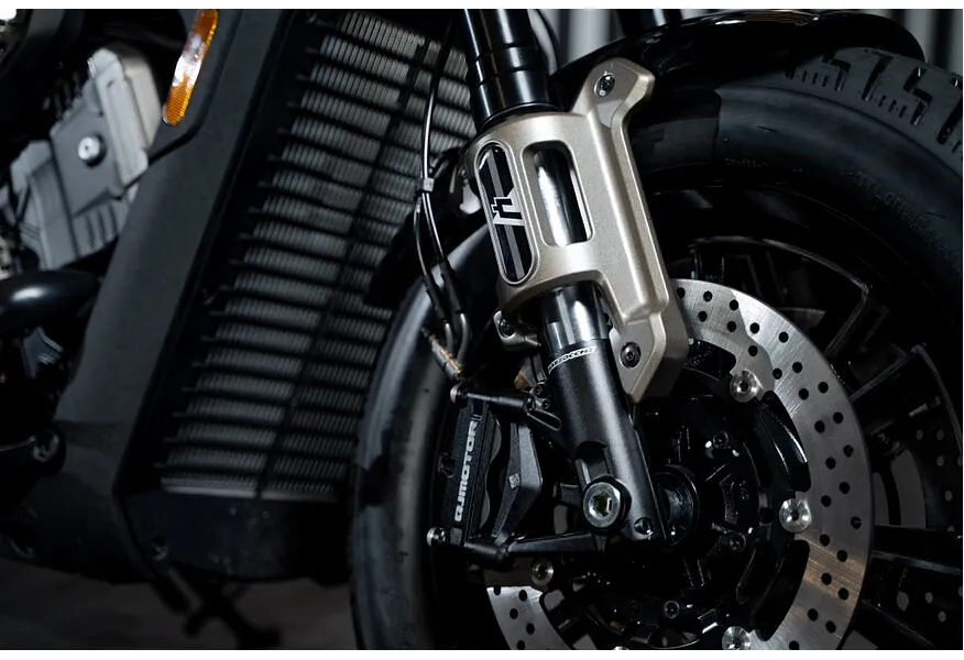 QJMOTOR SRV 600V 561 см³ (68 л.с.) (68) 561 Черный в АВИЛОН. Слайд №12 QJMOTOR SRV 600V 561 см³ (68 л.с.) (68) 561 Черный в АВИЛОН. Слайд №12