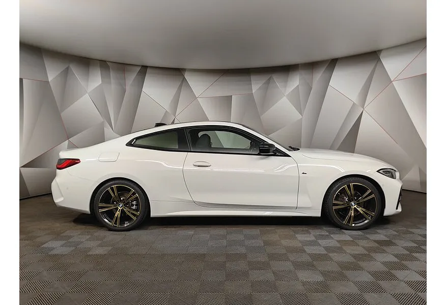 BMW 4 серия 420i AT (184 л.с.) Белый в АВИЛОН. Слайд №3