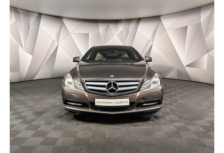 LIVE. Слайд №5