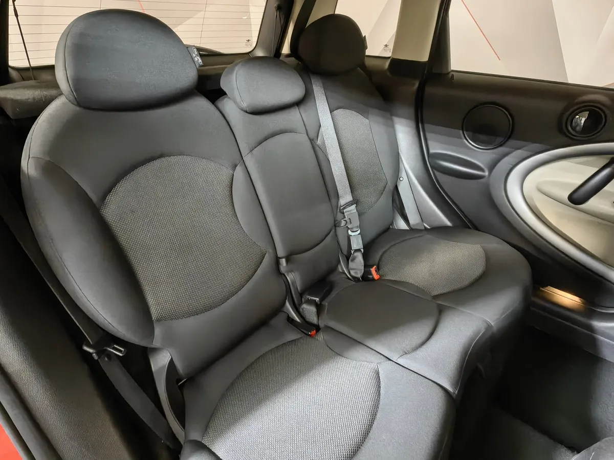 Mini Countryman 1.6 AT (122 л.с.) Красный в АВИЛОН. Слайд №14