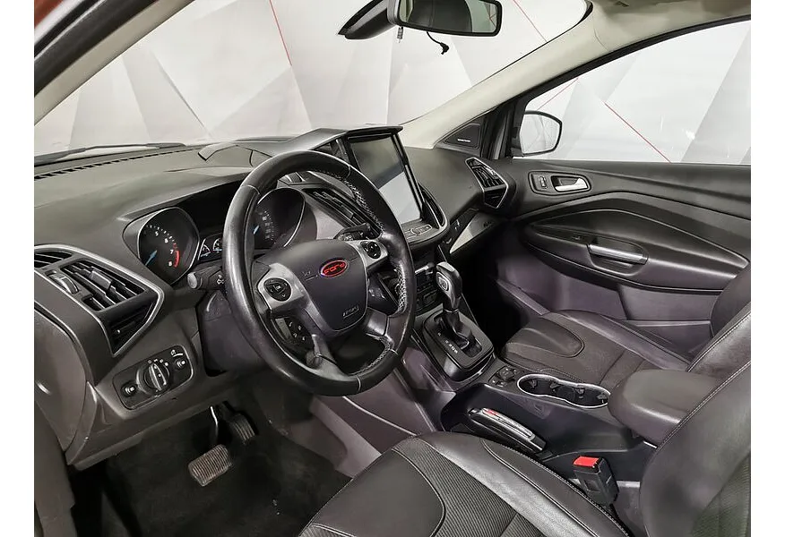 Ford Kuga 1.6 EcoBoost AT AWD (150 л.с.) Titanium Коричневый в АВИЛОН. Слайд №19