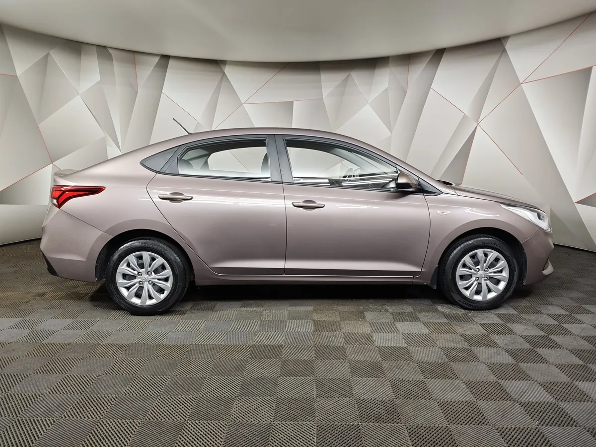Hyundai Solaris 1.6 AT (123 л.с.) Comfort Коричневый в АВИЛОН. Слайд №6
