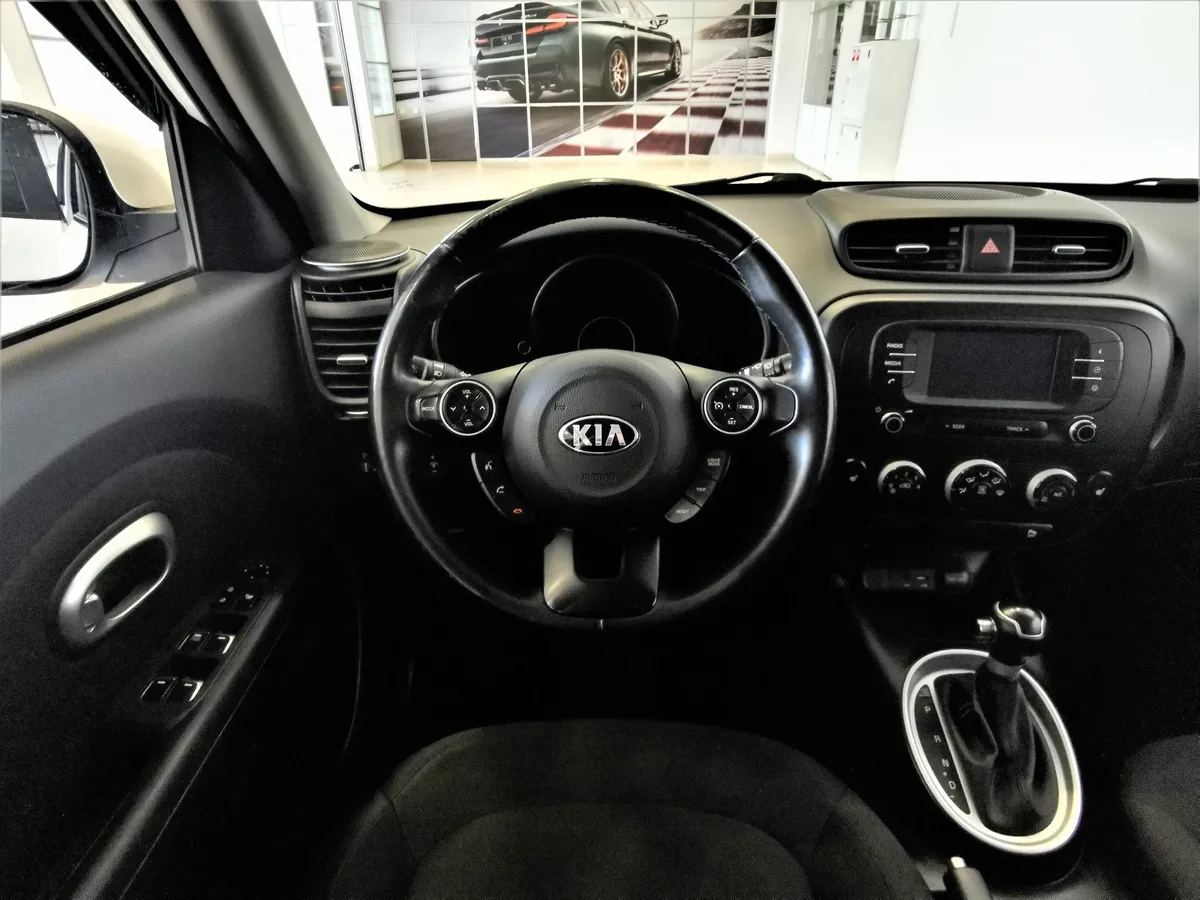 Kia Soul 1.6 AT (124 л.с.) Белый в АВИЛОН. Слайд №19
