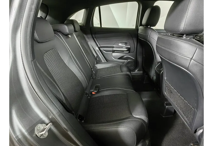 Mercedes-Benz GLA 200 7G-DCT (163 л.с.) Progressive Серый в АВИЛОН. Слайд №14