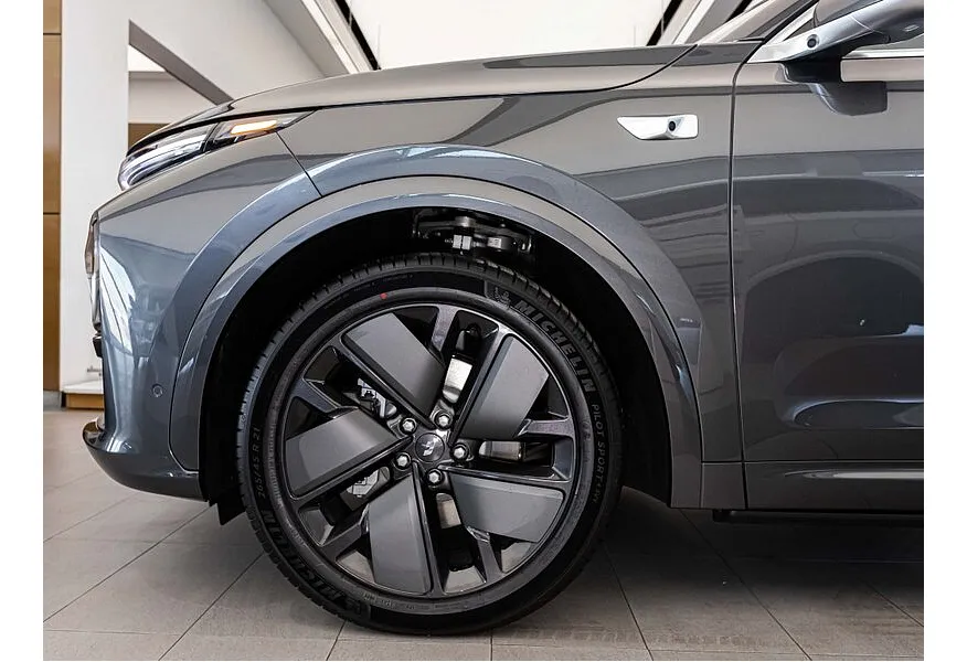 Li Auto L7 1.5 AT 4WD (449 л.с.) Ultra Серый в АВИЛОН. Слайд №15