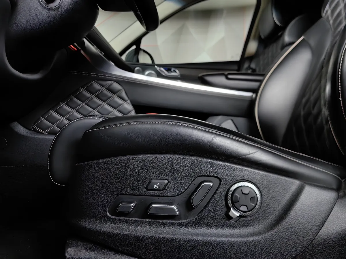 Genesis GV80 3.0D VGT 8AT 4WD 7 мест (249 л.с.) Elite Черный в АВИЛОН. Слайд №24