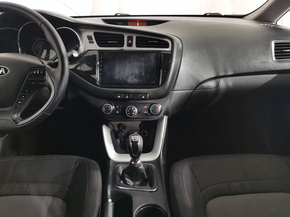 Kia Ceed 1.6 MT (130 л.с.) Classic Коричневый в АВИЛОН. Слайд №14