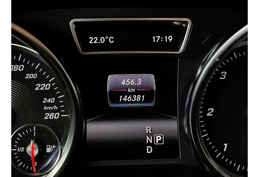 Mercedes-Benz GLE 350 d 4MATIC 9G-TRONIC (249 л.с.) Особая серия Черный в АВИЛОН. Слайд №18