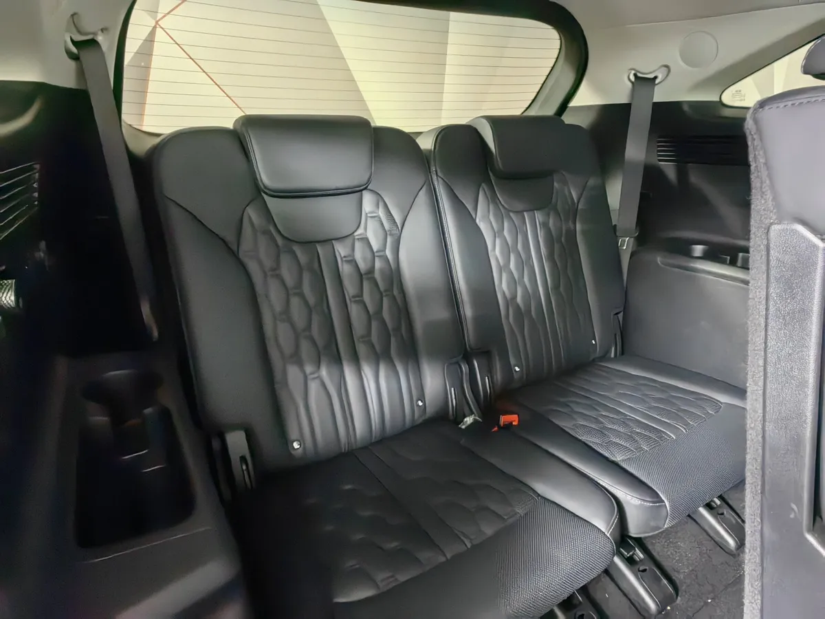 Kia Sorento 2.2 CRDi 4WD DCT (199 л.с.) Premium Plus Белый в АВИЛОН. Слайд №26