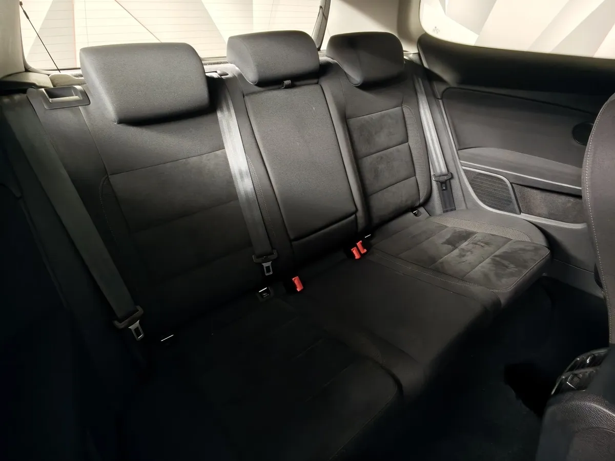 Volkswagen Golf 1.4 TSI MT (122 л.с.) Trendline Синий в АВИЛОН. Слайд №11