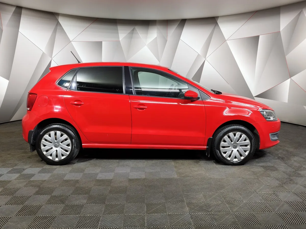 Volkswagen Polo 1.4 DSG (85 л.с.) Comfortline Красный в АВИЛОН. Слайд №6