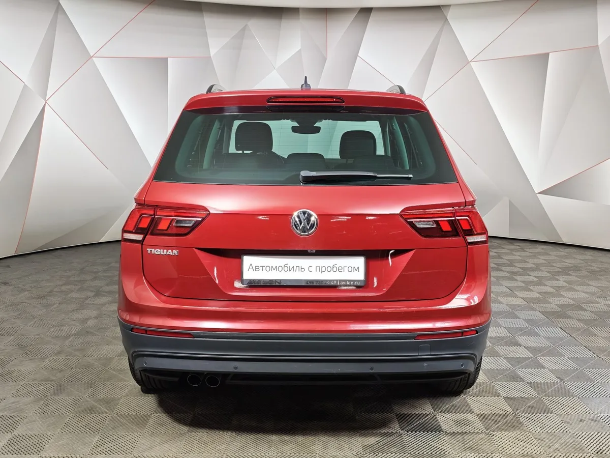 Volkswagen Tiguan 1.4 TSI BlueMotion DSG (150 л.с.) Comfortline Красный в АВИЛОН. Слайд №8